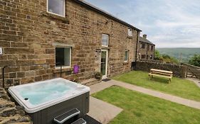 Upper House Barn Saddleworth